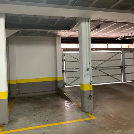 Piscina Y Garaje Cerca Del Centro By * Виго