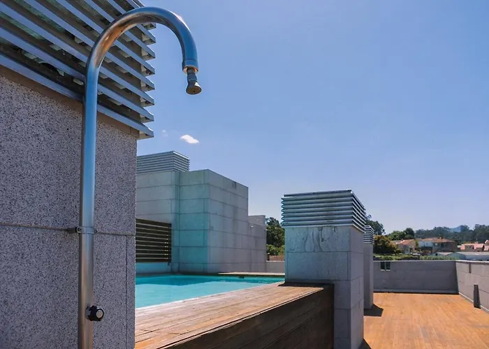 Piscina Y Garaje Cerca Del Centro By Apartment Vigo