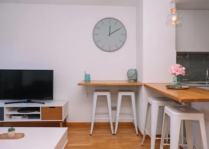 Apartment Piscina Y Garaje Cerca Del Centro By Vigo