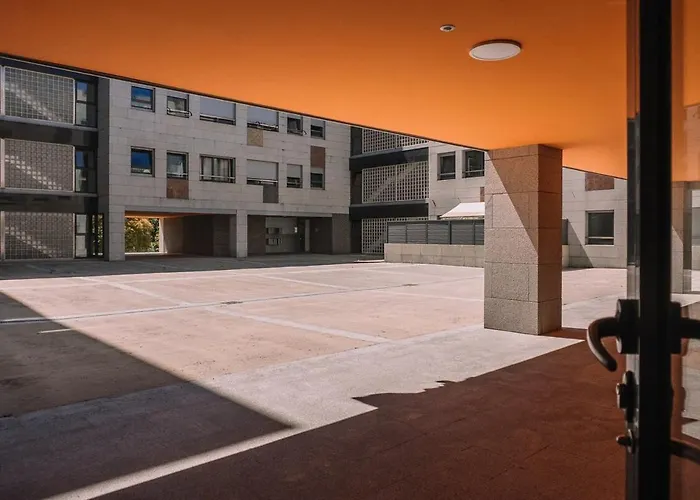 Piscina Y Garaje Cerca Del Centro By * Vigo