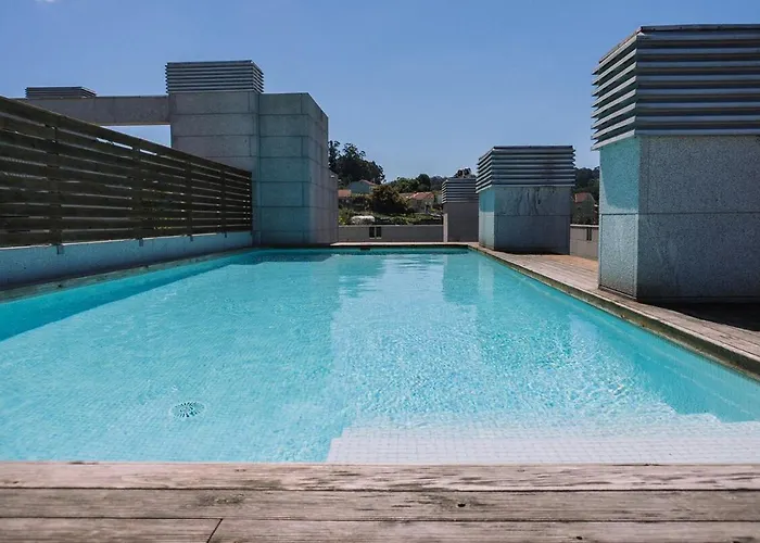 Piscina Y Garaje Cerca Del Centro By Apartment Vigo