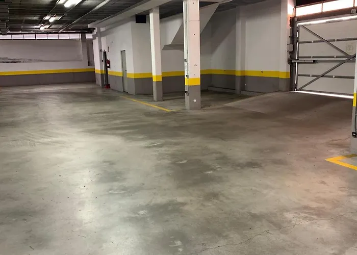 Apartment Piscina Y Garaje Cerca Del Centro By Vigo